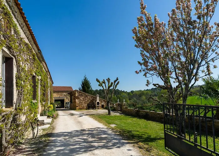 Charming Family Retreat In Loubejac * Villefranche-du-Périgord